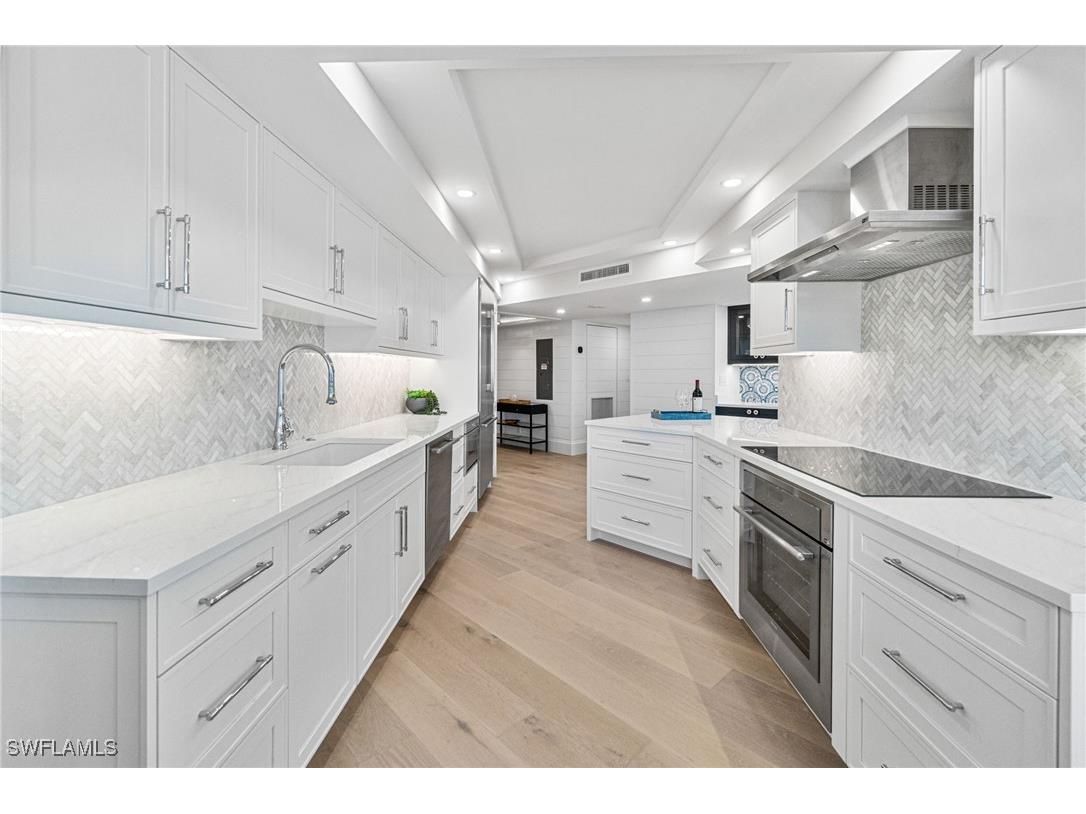 4901 Gulf Shore Boulevard N #1503 Naples FL 34103 225076492 image8