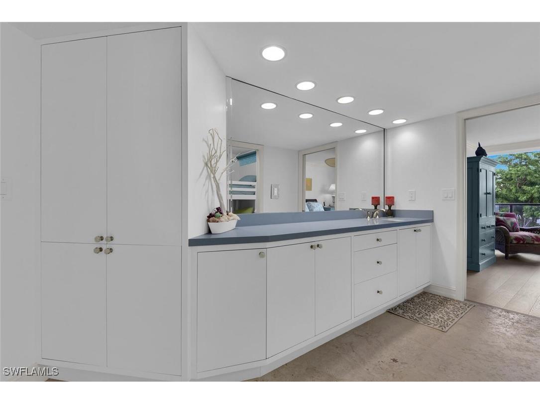 4901 Gulf Shore Boulevard N #201 Naples FL 34103 225084101 image23