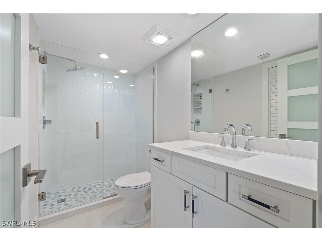 4901 Gulf Shore Boulevard N #2103 Naples FL 34103 226012626 image17
