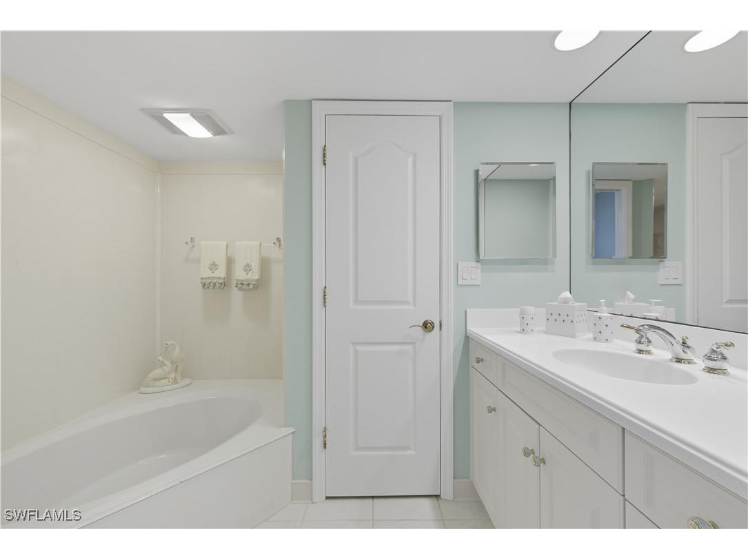 4901 Gulf Shore Boulevard N #2104 Naples FL 34103 225071170 image15