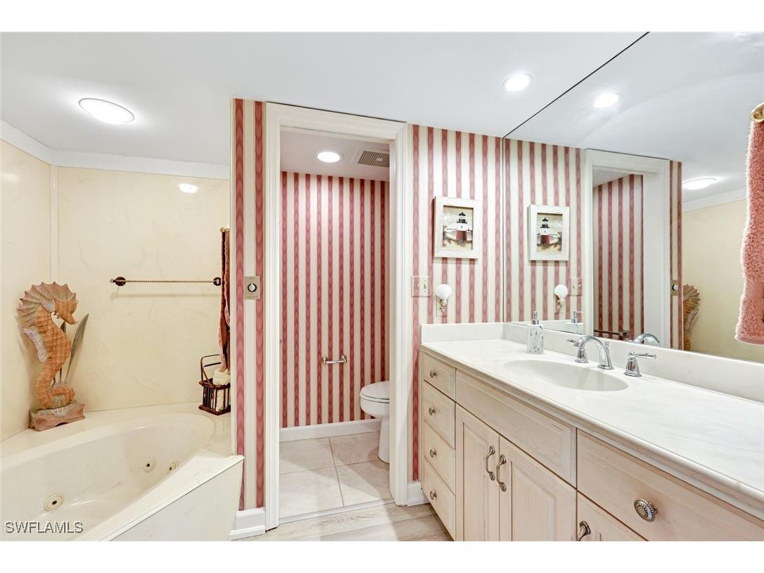 4901 Gulf Shore Boulevard N #604 Naples FL 34103 225070775 image10