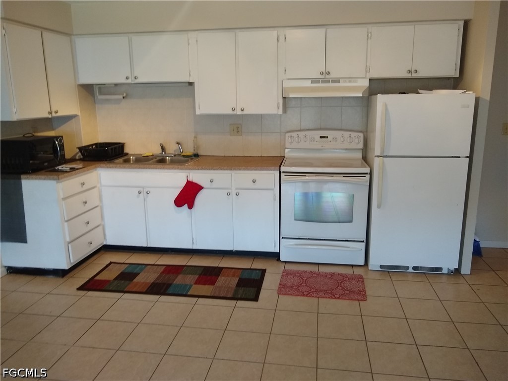 4901 Victoria Drive #205 Cape Coral FL 33904 2026026263 image3