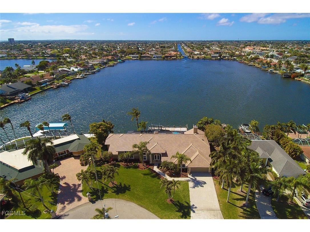 4902 SW 5th Place Cape Coral FL 33914 2025004334 image1