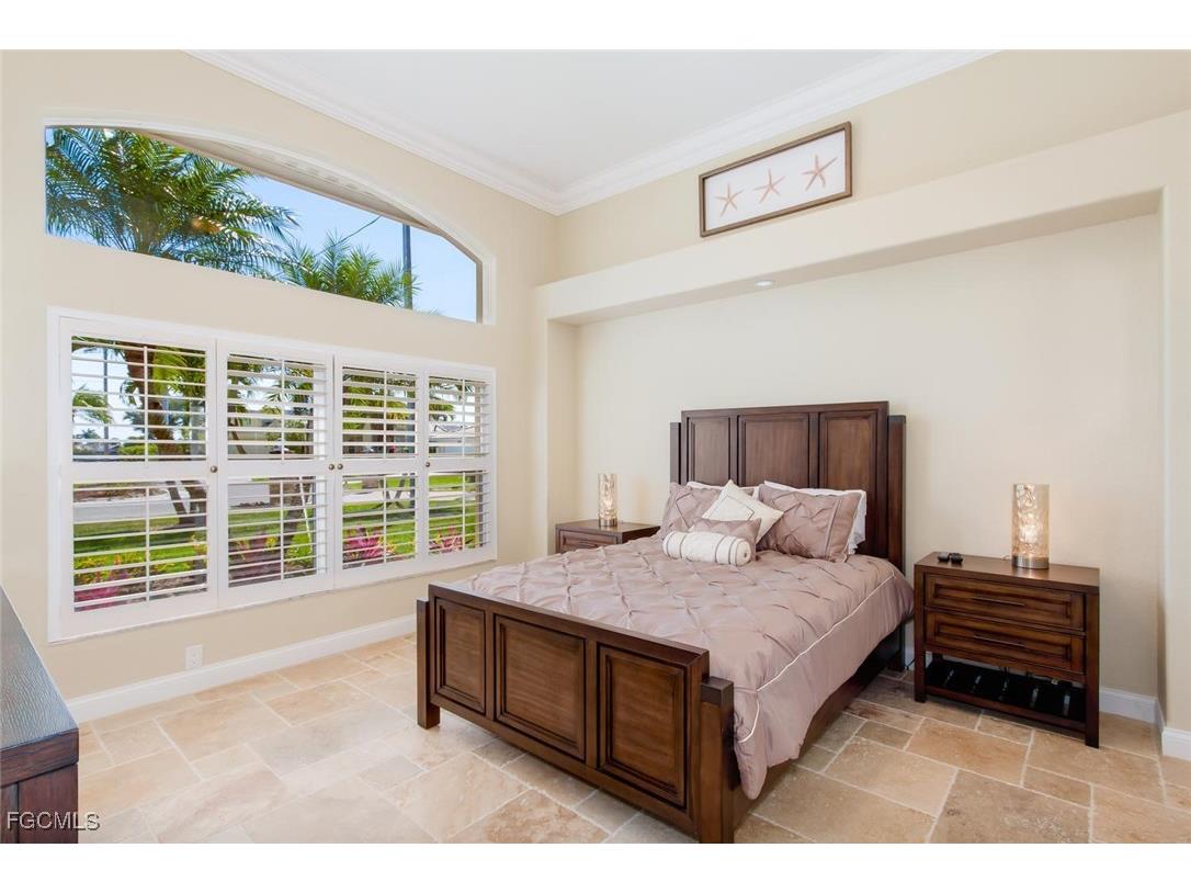 4902 SW 5th Place Cape Coral FL 33914 2025004334 image21