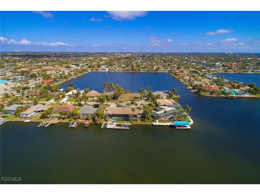 4902 SW 5th Place Cape Coral FL 33914 2025004334 image30