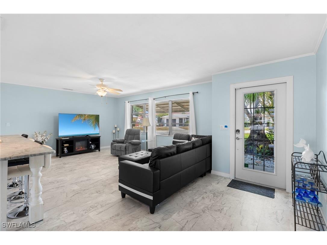 4902 Seville Court Cape Coral FL 33904 225076952 image12