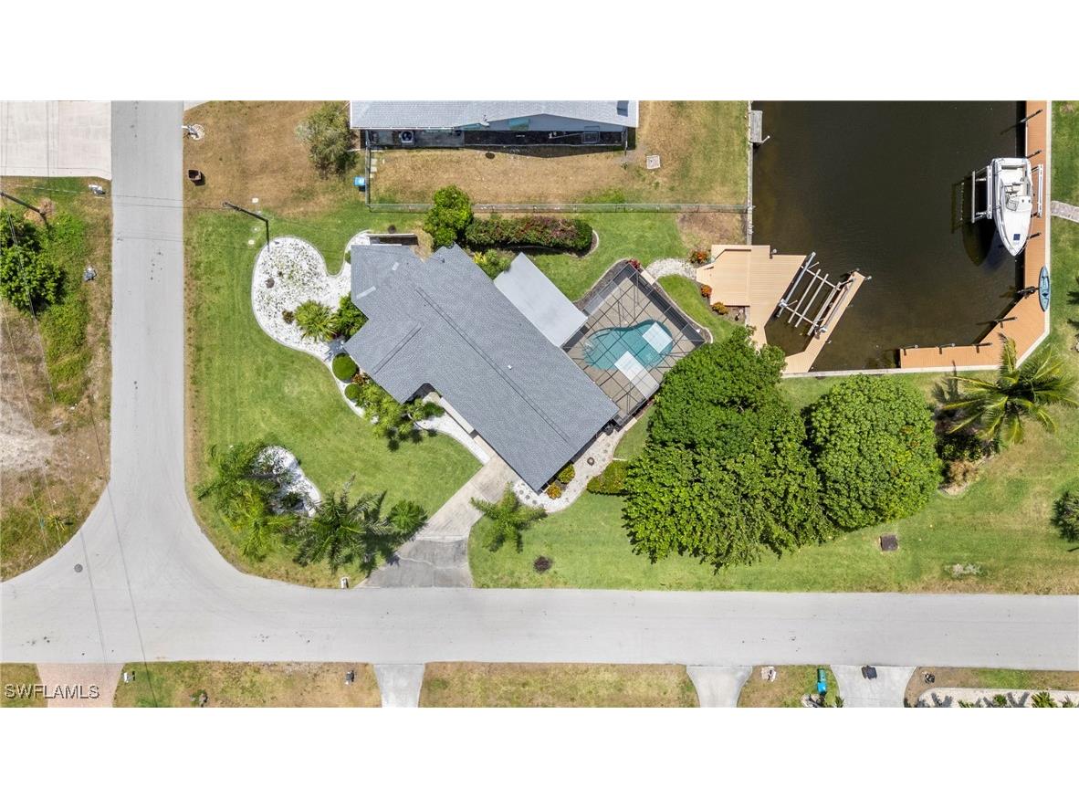 4902 Seville Court Cape Coral FL 33904 225076952 image50