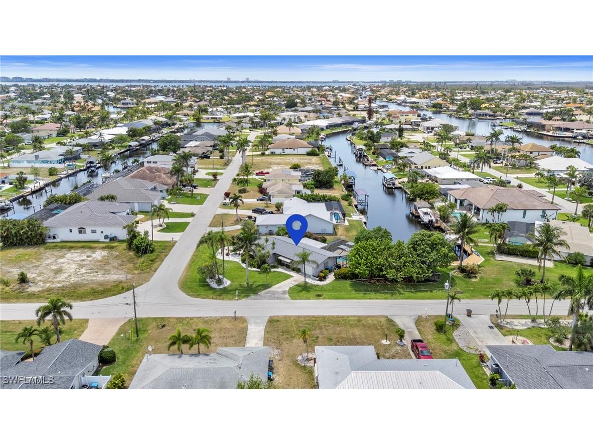 4902 Seville Court Cape Coral FL 33904 225076952 image6