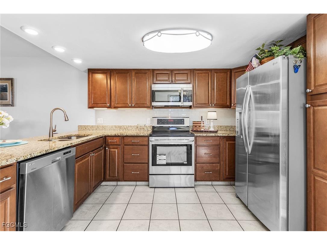 4903 Vincennes Street #116 Cape Coral FL 33904 2025010898 image5