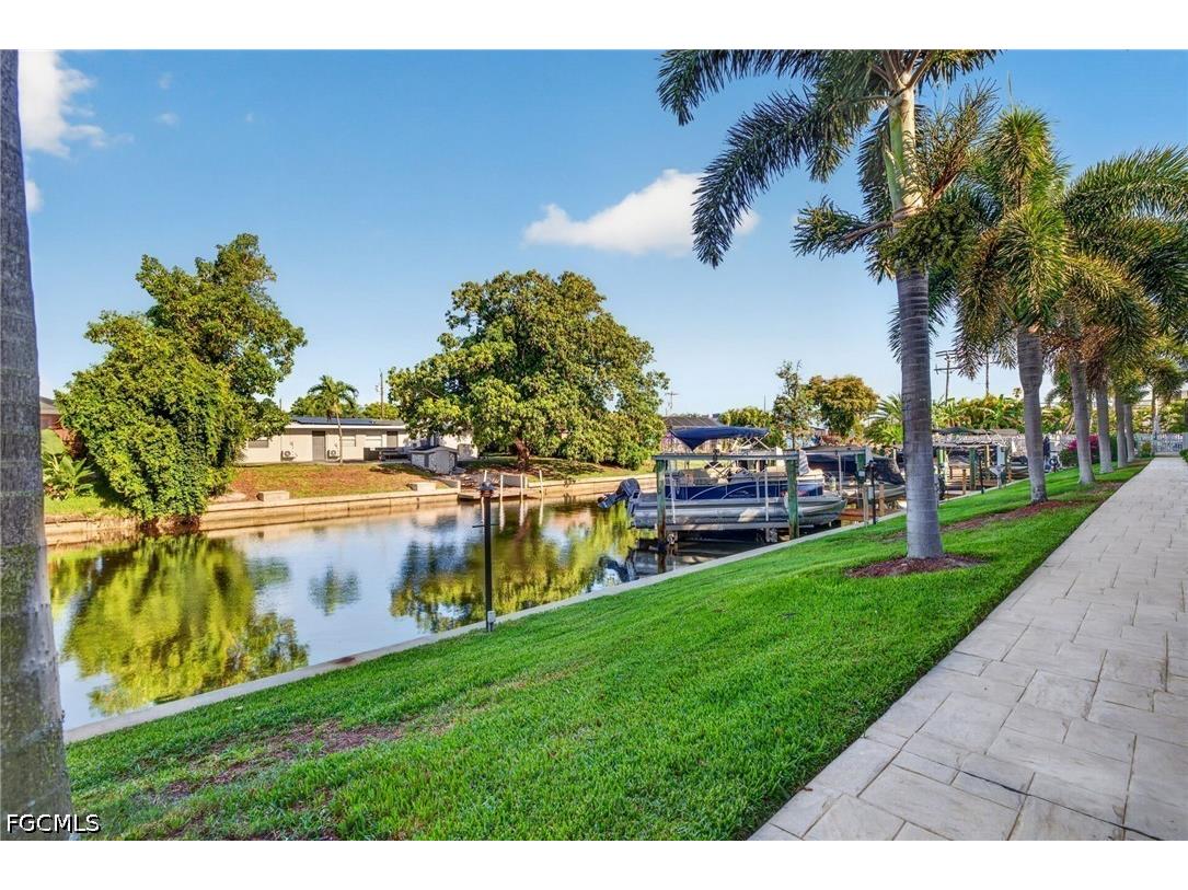 4904 Vincennes Street #102 Cape Coral FL 33904 2026023252 image4