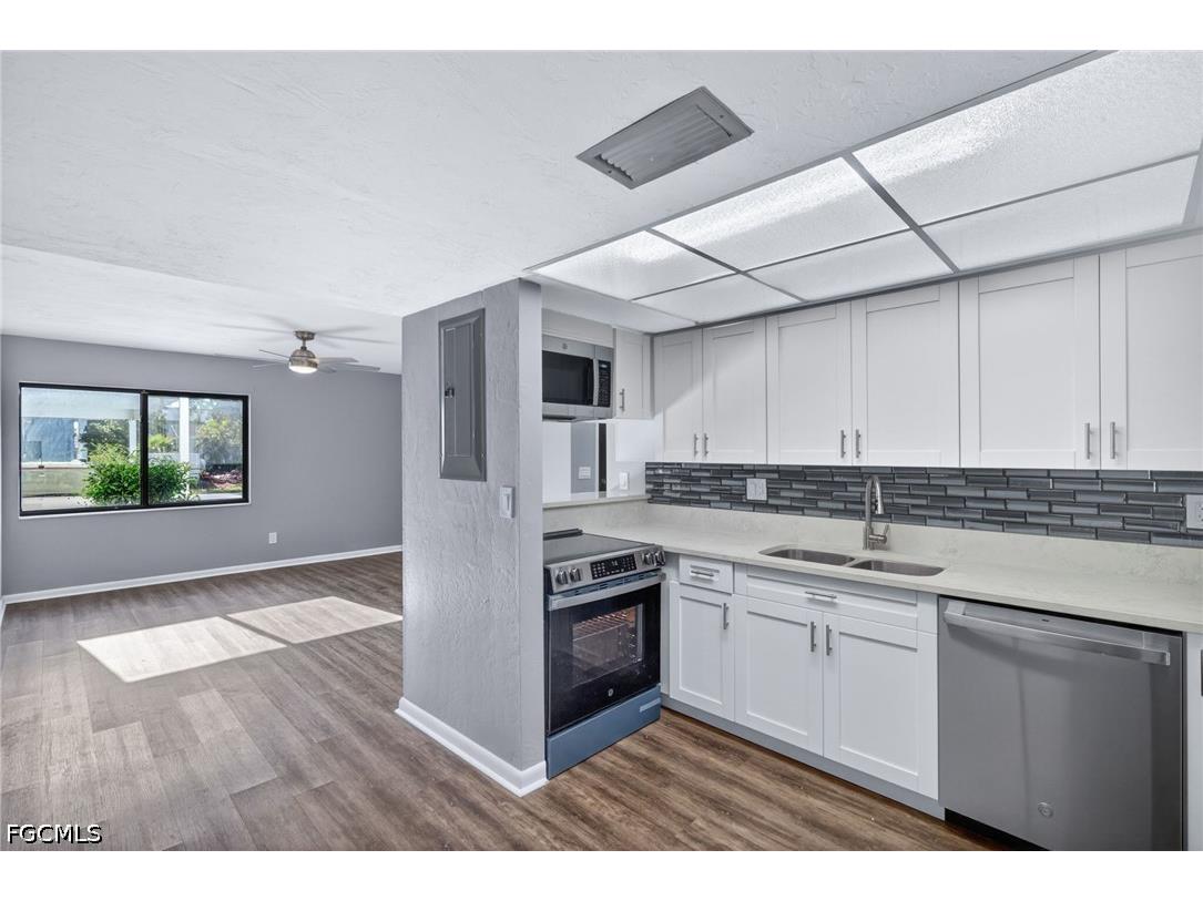 4904 Vincennes Street #102 Cape Coral FL 33904 2026023252 image8