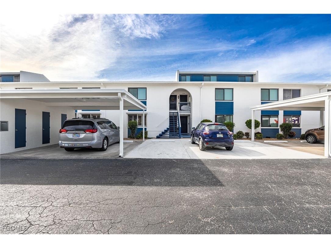 4904 Vincennes Street #103 Cape Coral FL 33904 2025019855 image1