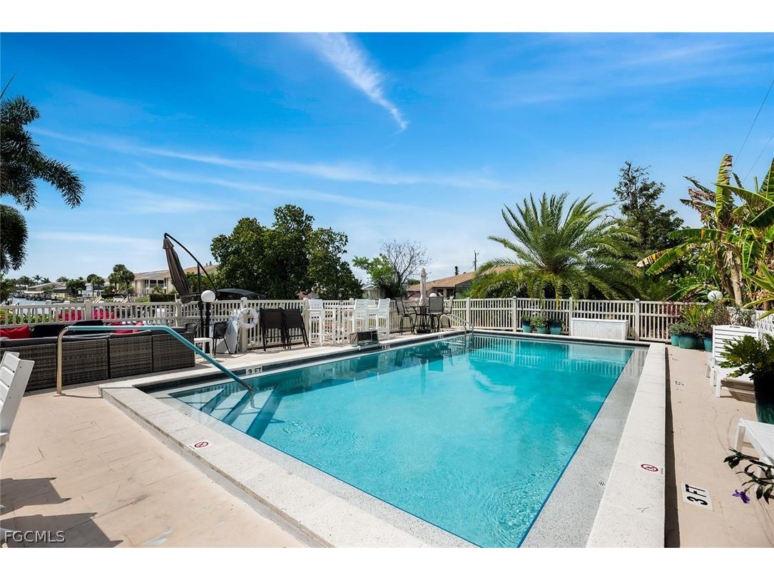 4904 Vincennes Street #207 Cape Coral FL 33904 2026012447 image2