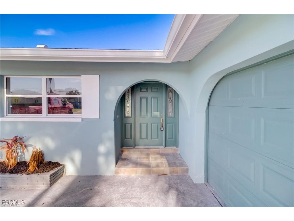 4906 Sorrento Court Cape Coral FL 33904 2025011538 image5