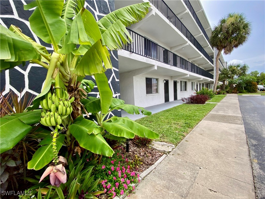 4906 Victoria Drive #107 Cape Coral FL 33904 225063242 image3