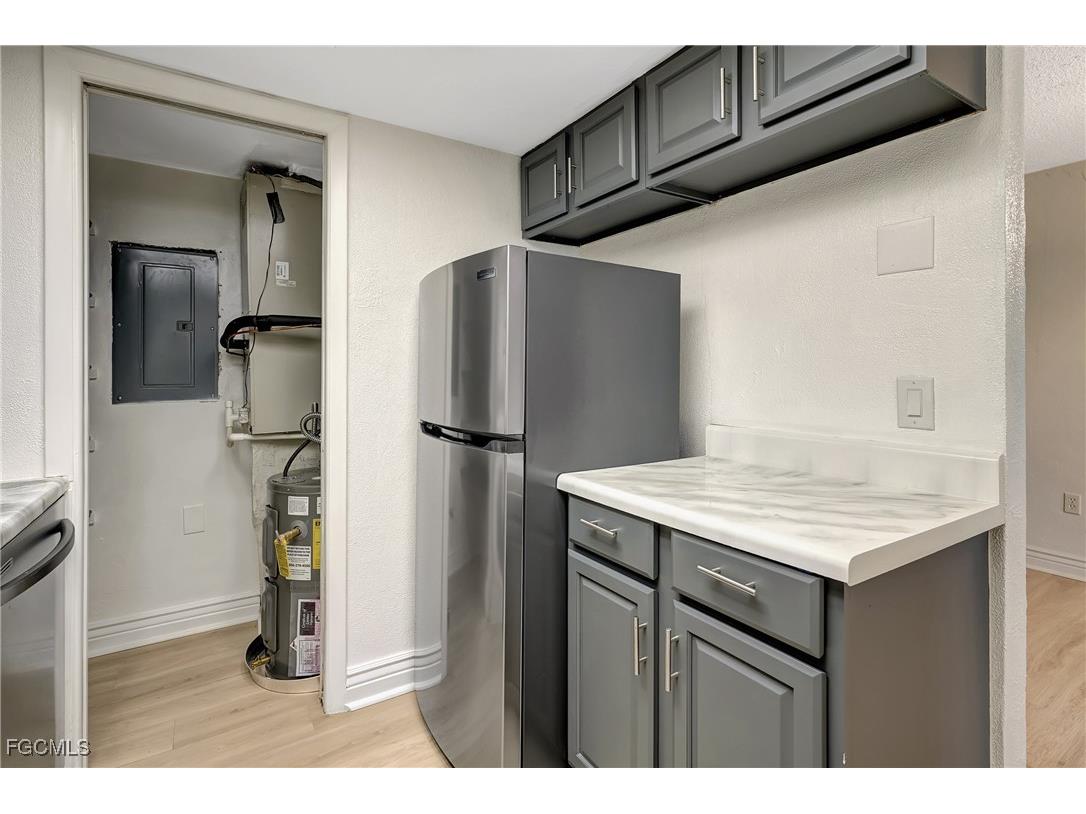 4906 Victoria Drive #209 Cape Coral FL 33904 2025010237 image12