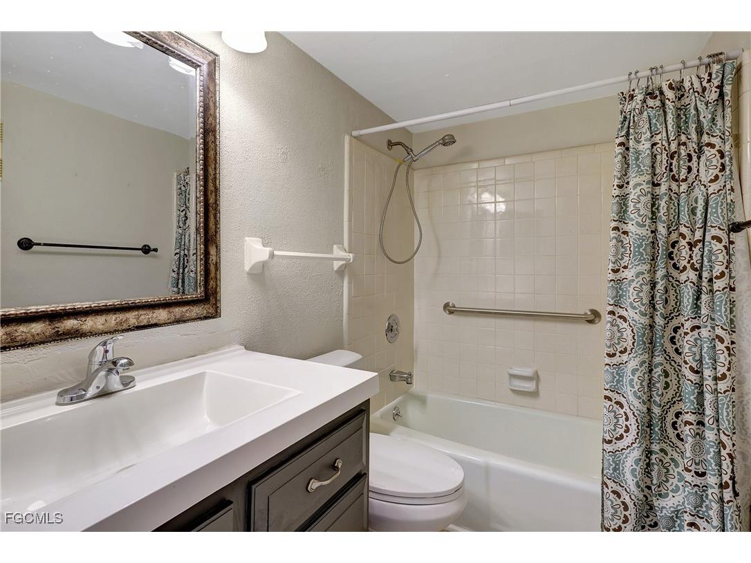 4906 Victoria Drive #209 Cape Coral FL 33904 2025010237 image15