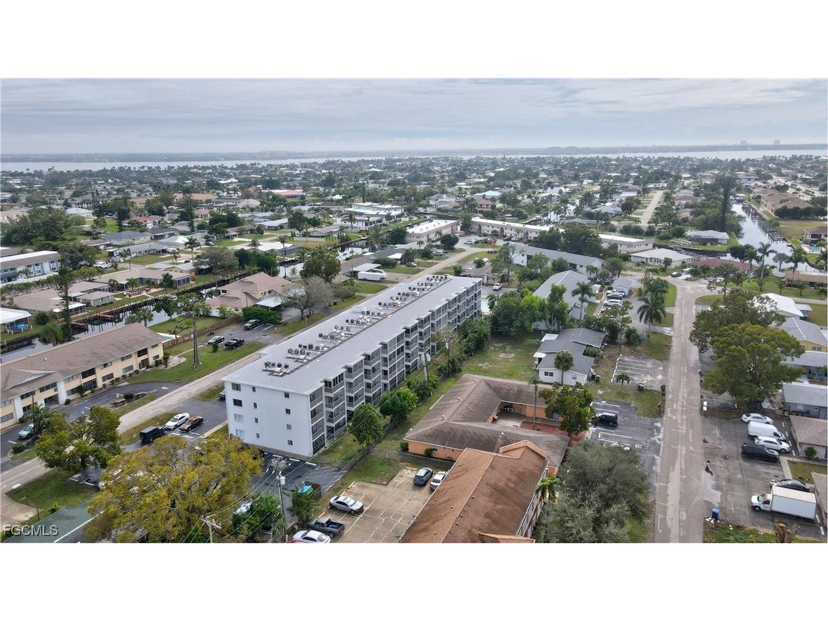 4906 Victoria Drive #209 Cape Coral FL 33904 2025010237 image32