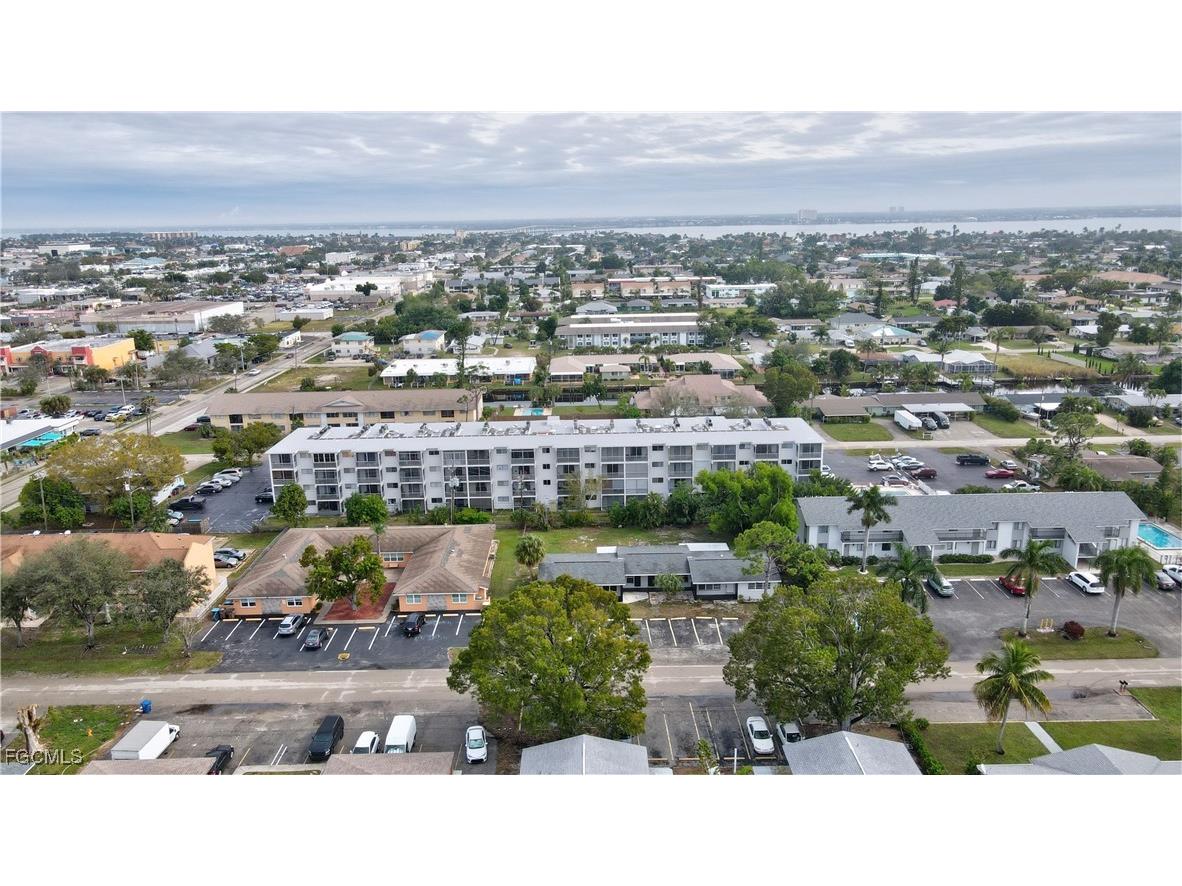 4906 Victoria Drive #209 Cape Coral FL 33904 2025010237 image34