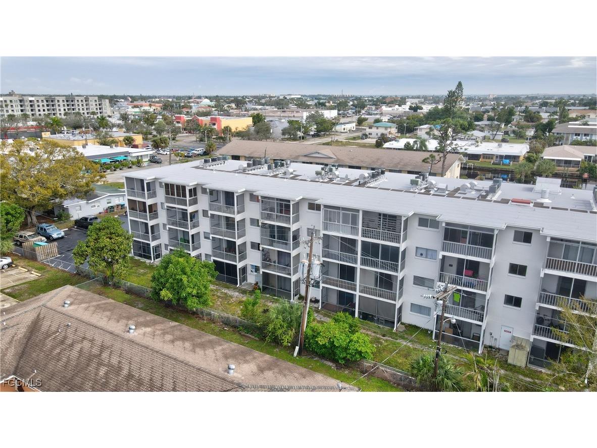 4906 Victoria Drive #209 Cape Coral FL 33904 2025010237 image37