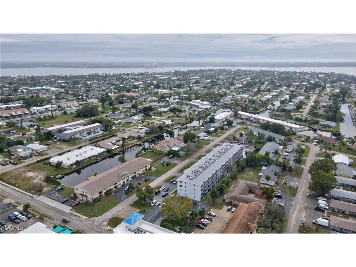 4906 Victoria Drive #209 Cape Coral FL 33904 2025010237 image39