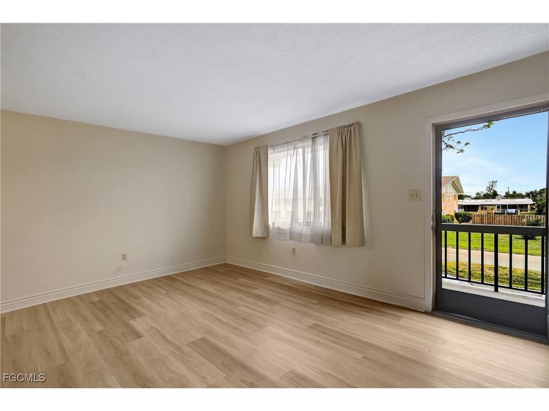 4906 Victoria Drive #209 Cape Coral FL 33904 2025010237 image8