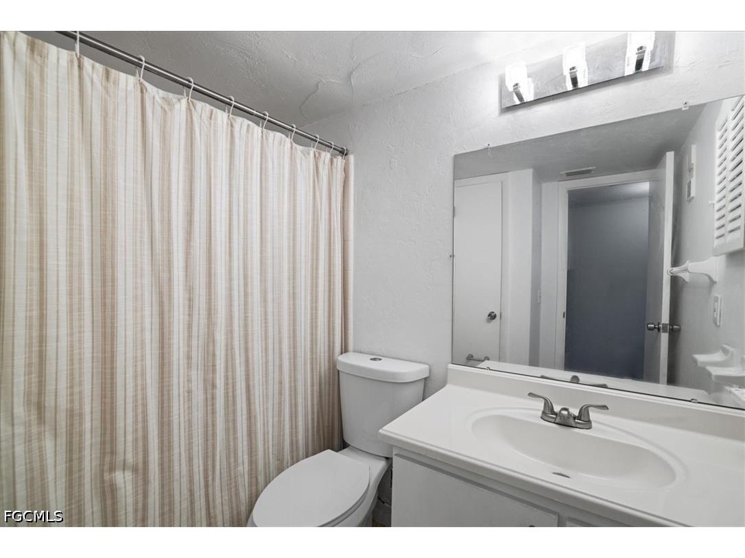 4906 Victoria Drive #312 Cape Coral FL 33904 2026018137 image15