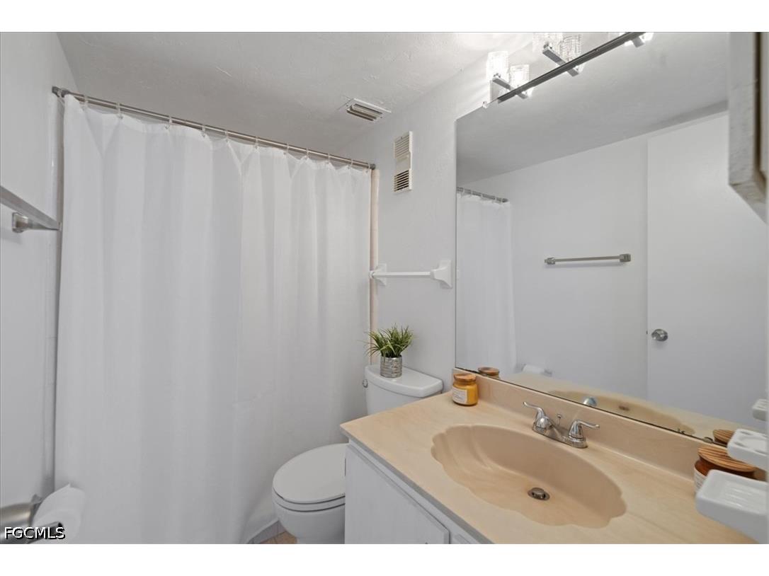4906 Victoria Drive #312 Cape Coral FL 33904 2026018137 image18