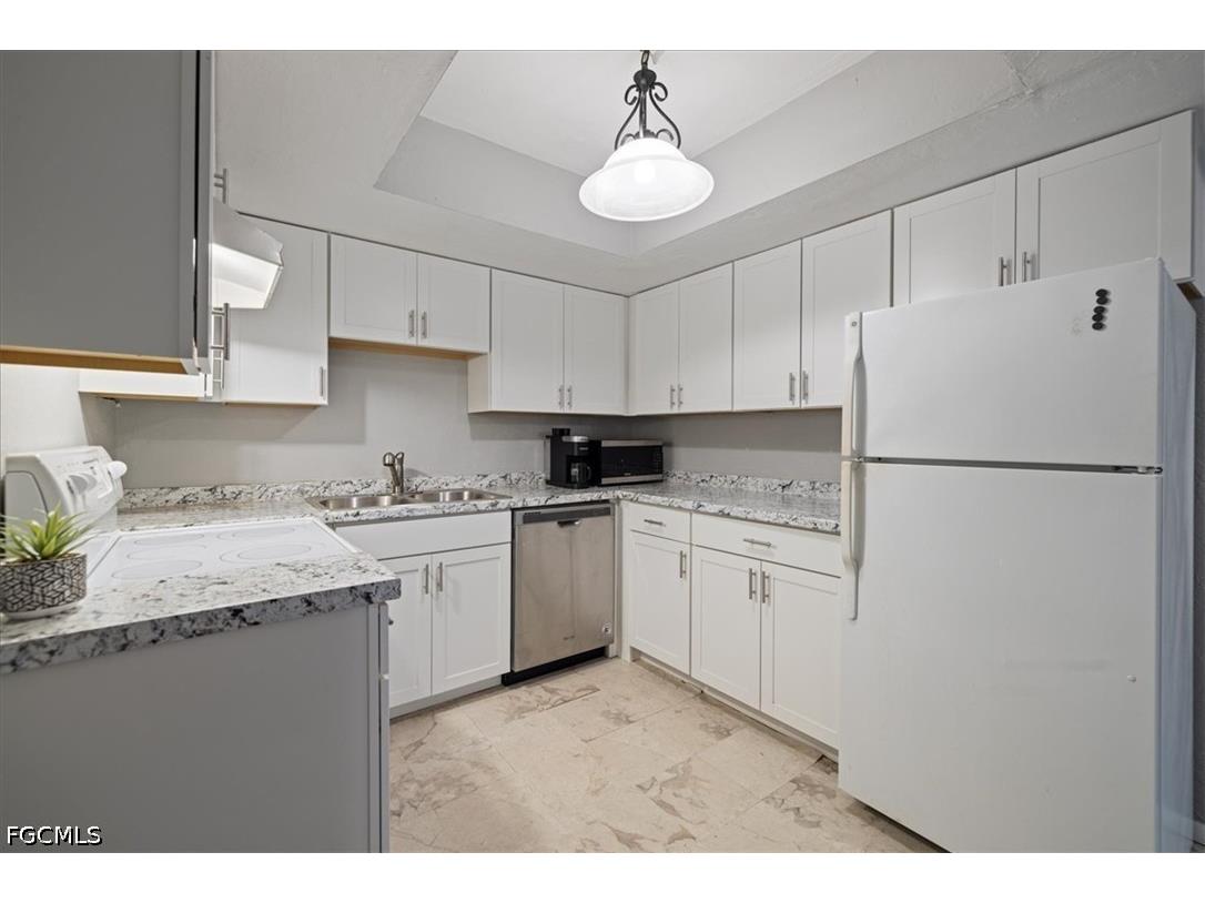 4906 Victoria Drive #312 Cape Coral FL 33904 2026018137 image4