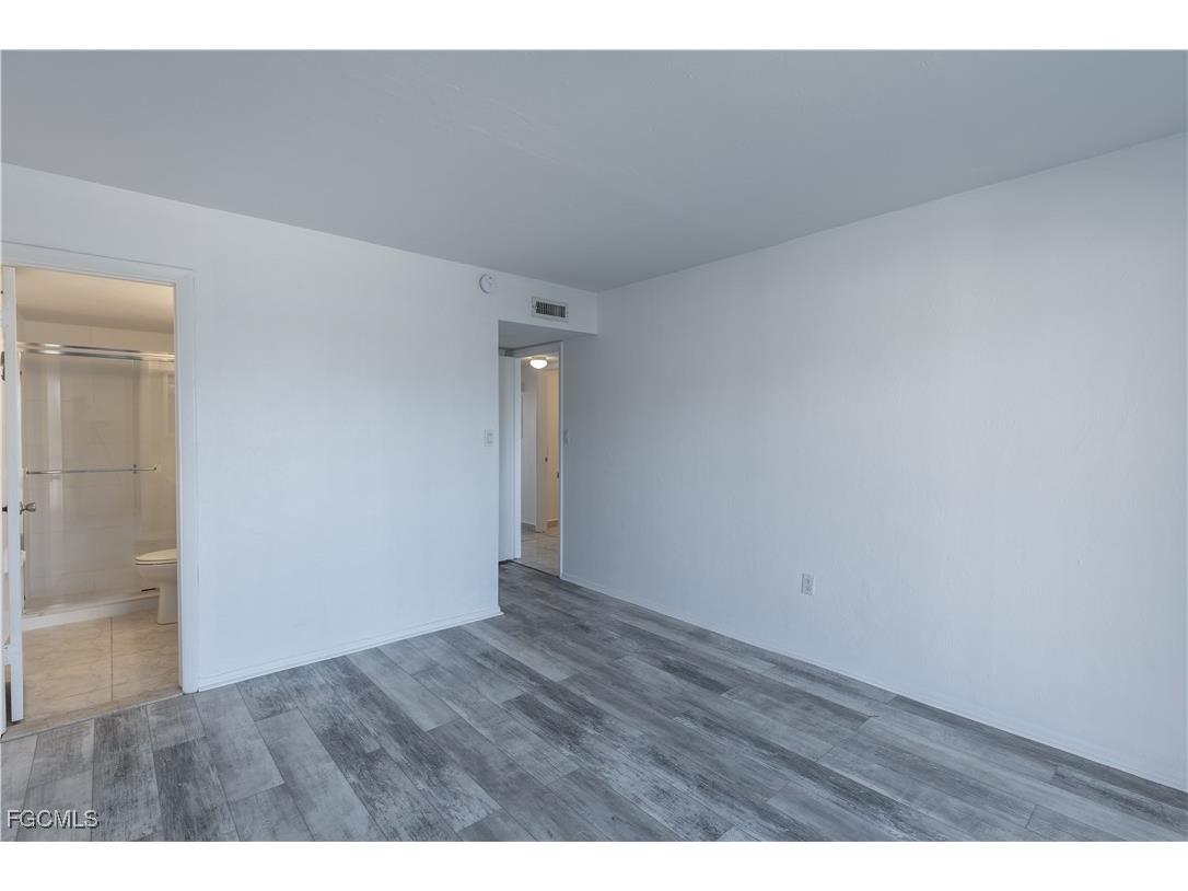 4906 Victoria Drive #313 Cape Coral FL 33904 2025022400 image18