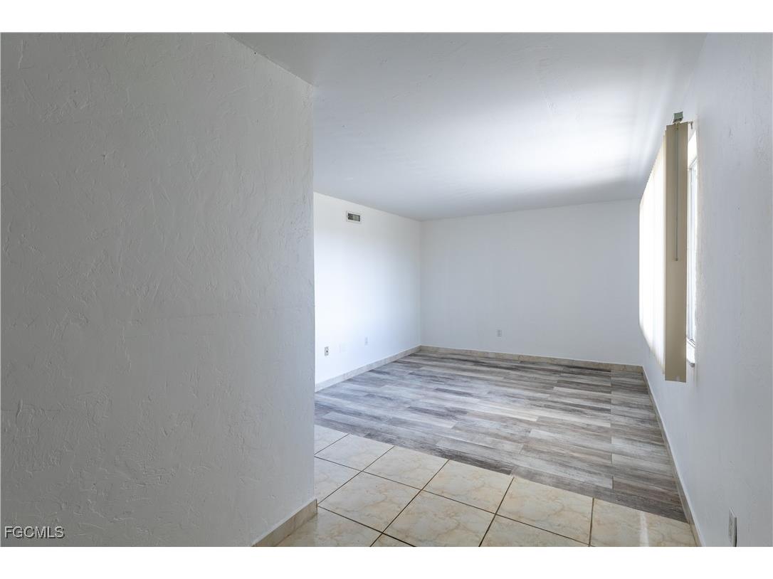 4906 Victoria Drive #313 Cape Coral FL 33904 2025022400 image3