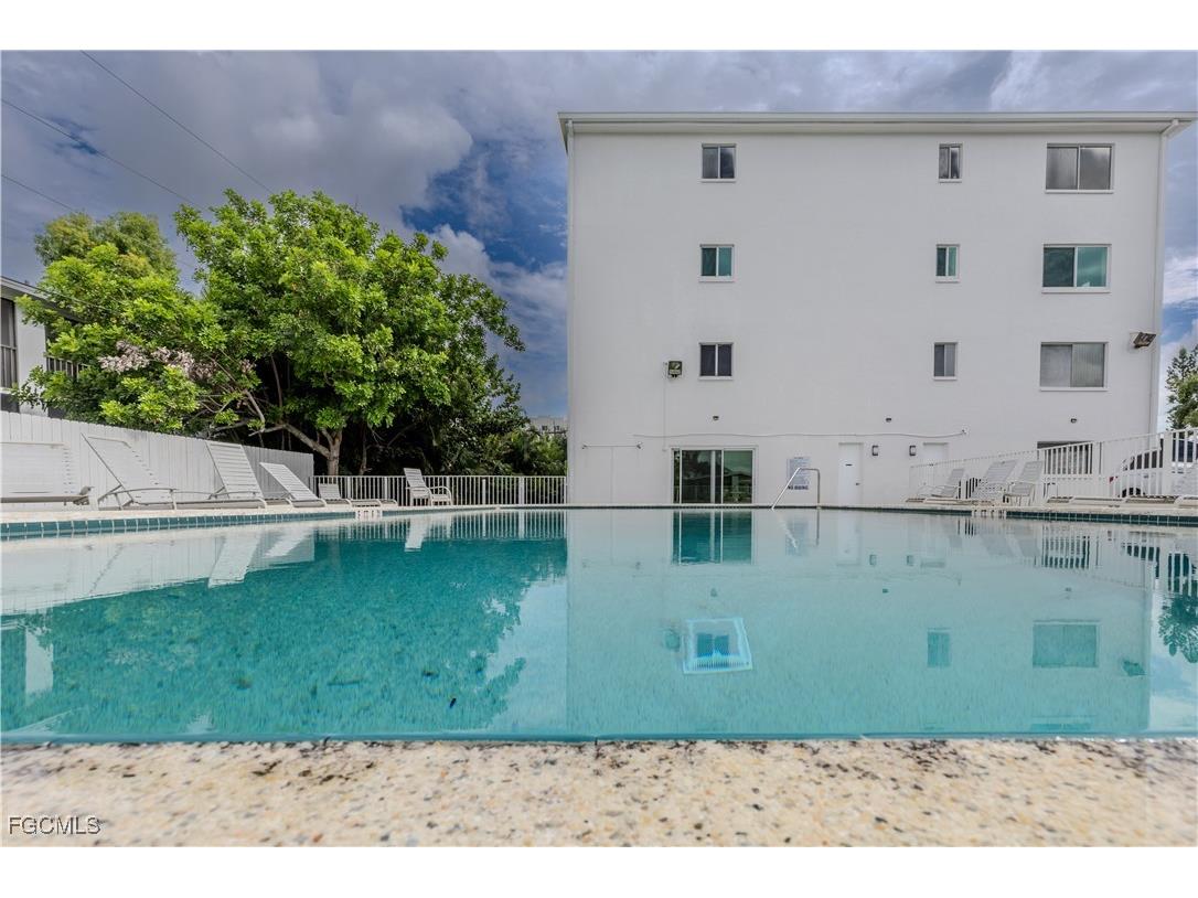 4906 Victoria Drive #313 Cape Coral FL 33904 2025022400 image31