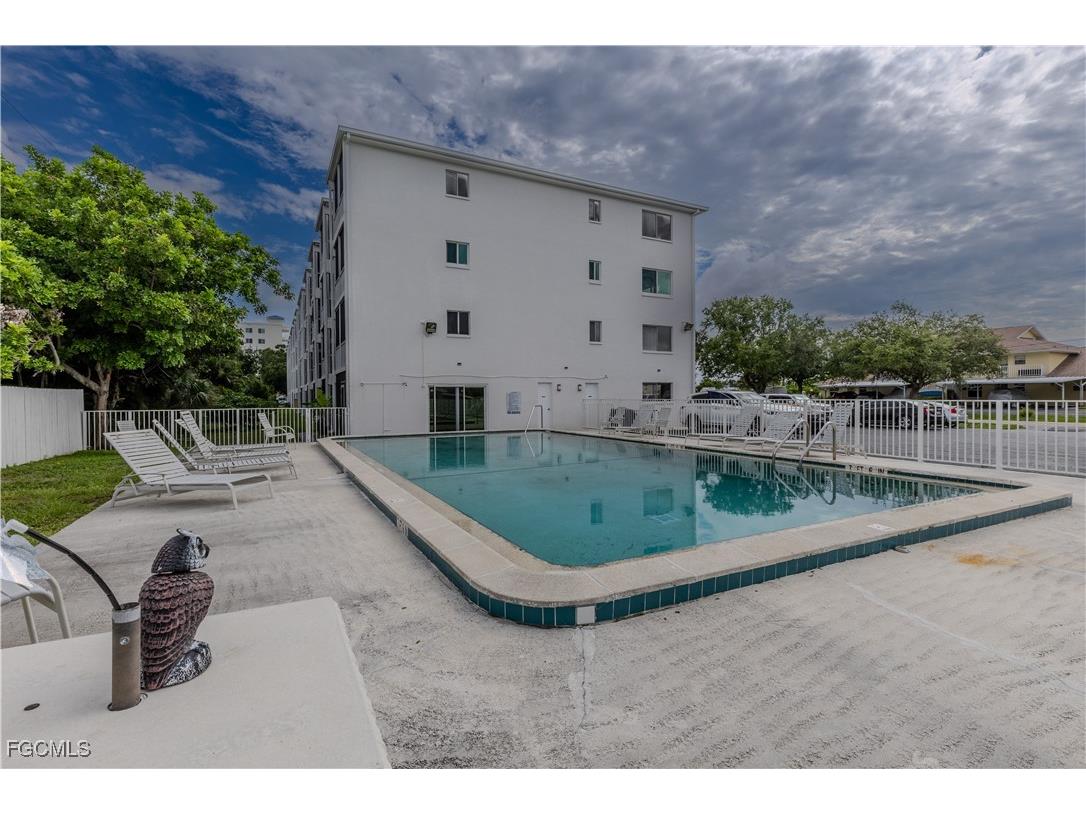 4906 Victoria Drive #313 Cape Coral FL 33904 2025022400 image32