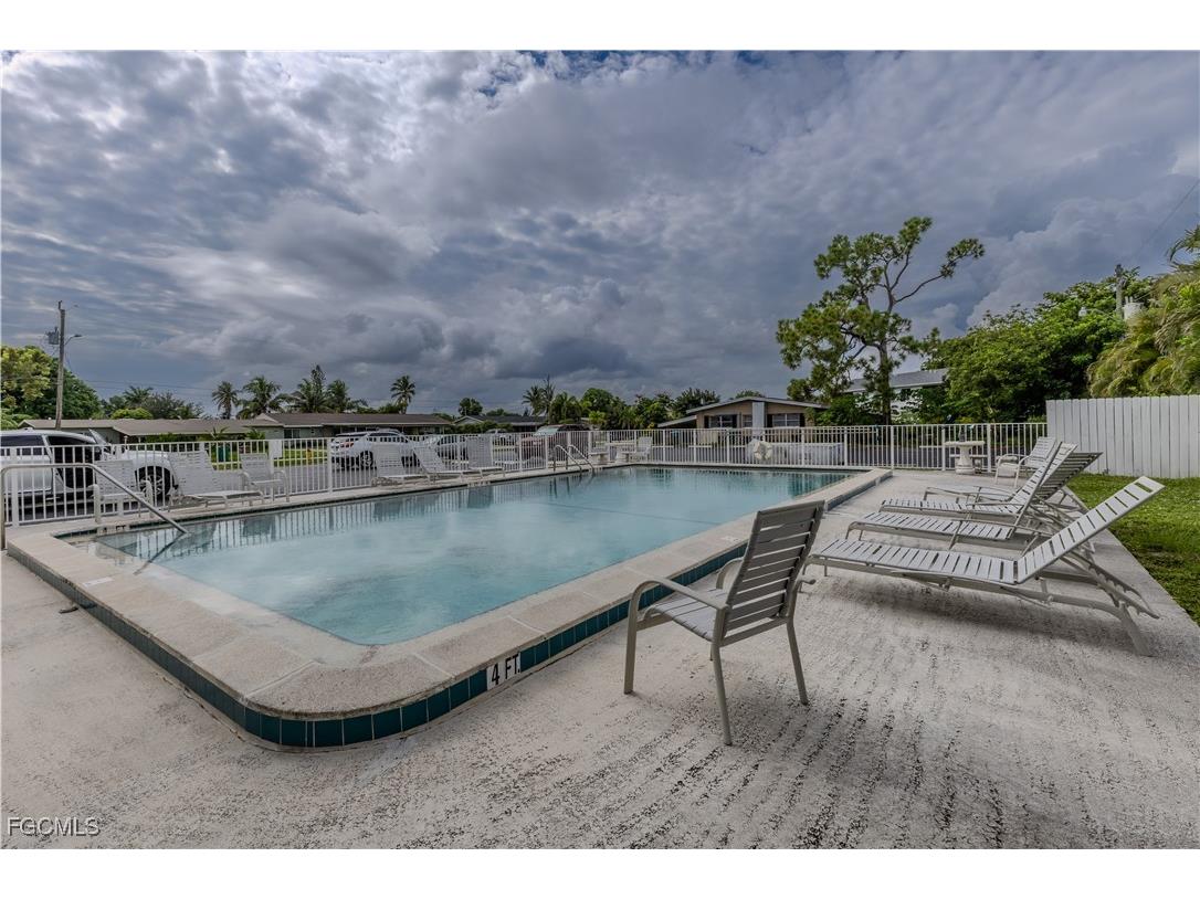 4906 Victoria Drive #313 Cape Coral FL 33904 2025022400 image33