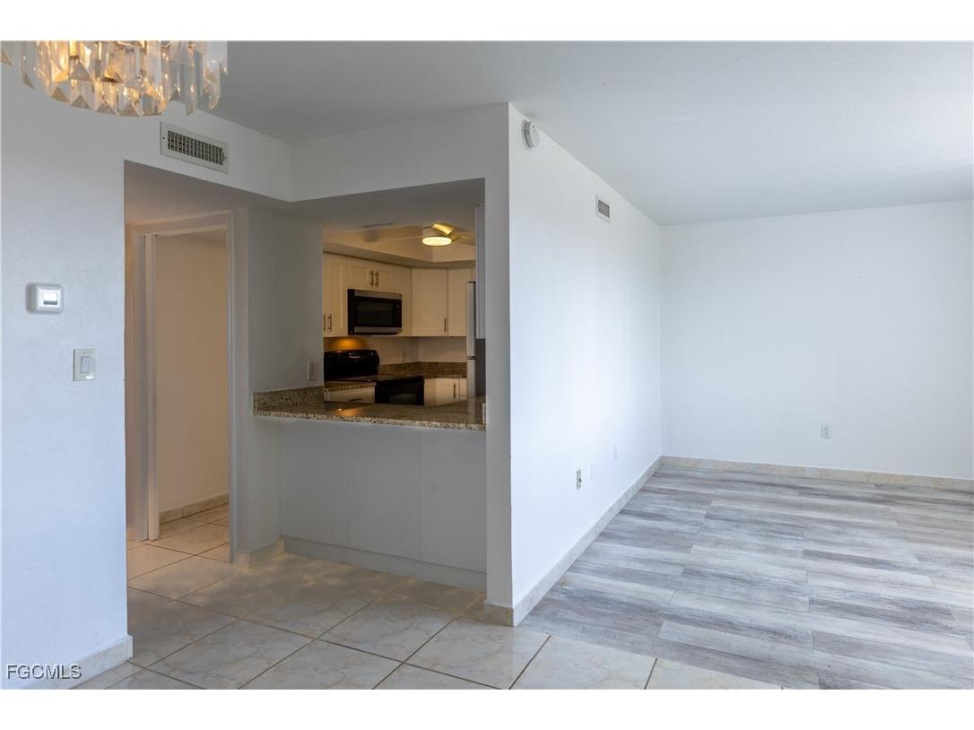 4906 Victoria Drive #313 Cape Coral FL 33904 2025022400 image8
