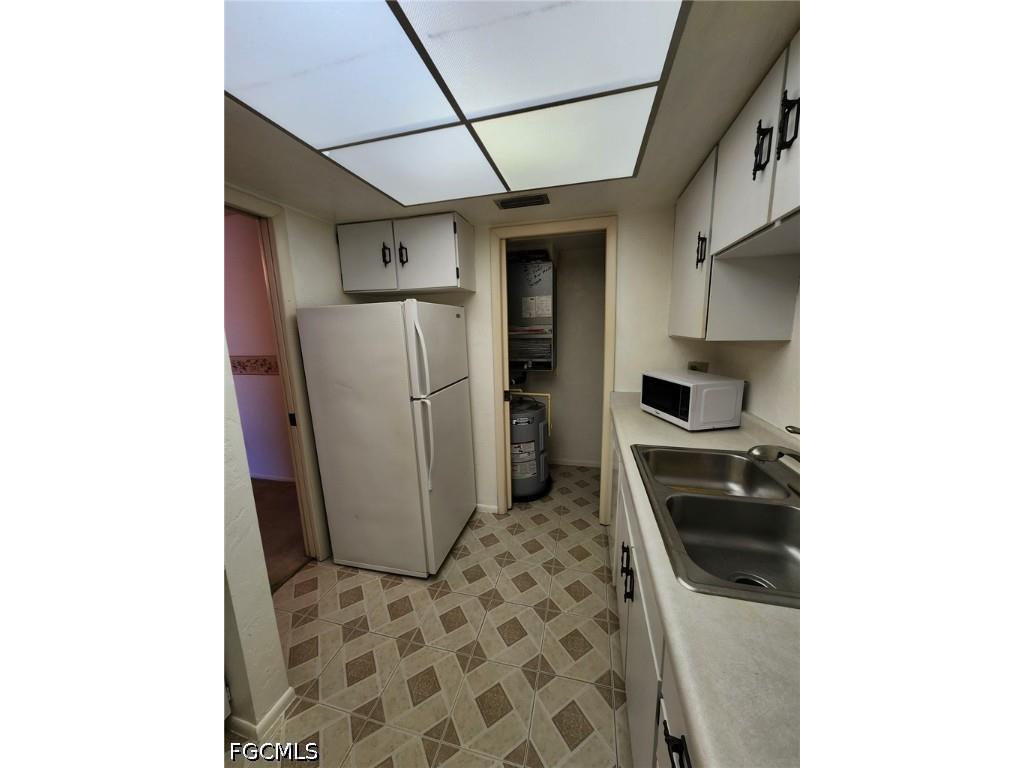 4906 Victoria Drive #404 Cape Coral FL 33904 2026017985 image4