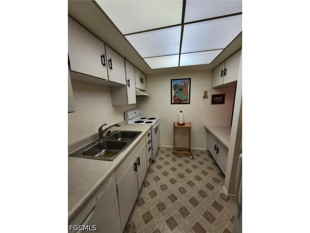 4906 Victoria Drive #404 Cape Coral FL 33904 2026017985 image5