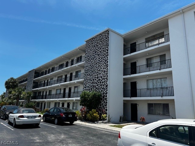 4906 Victoria Drive #412 Cape Coral FL 33904 2026012444 image1