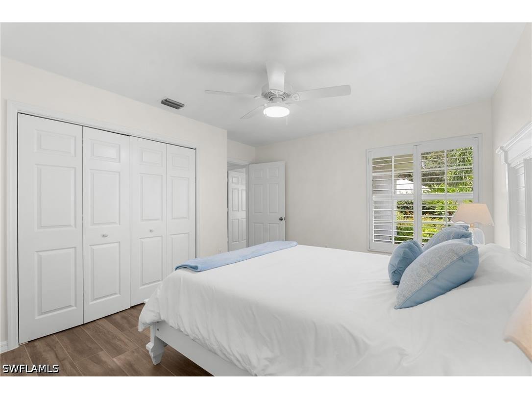 4907 Europa Drive Naples FL 34105 226023648 image21