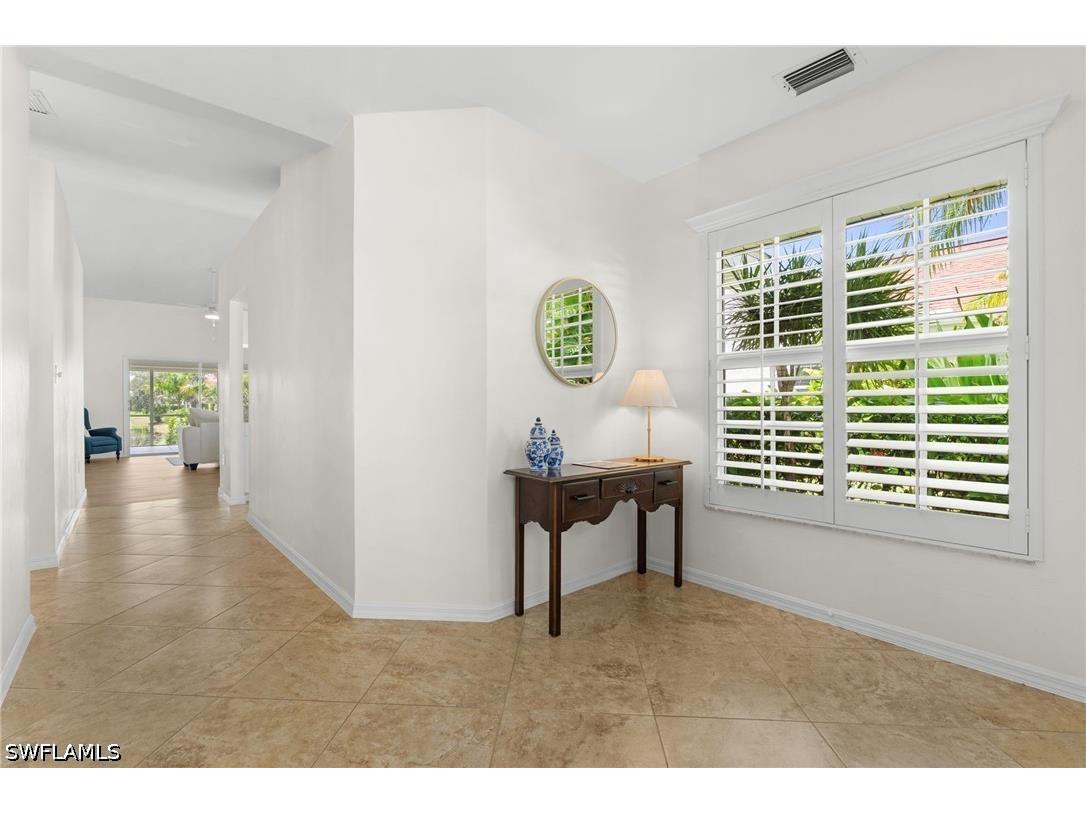 4907 Europa Drive Naples FL 34105 226023648 image3
