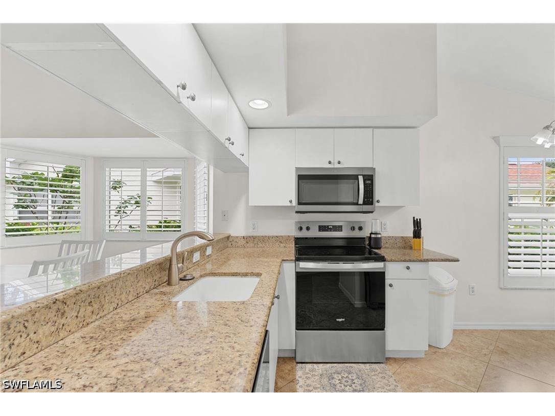 4907 Europa Drive Naples FL 34105 226023648 image6