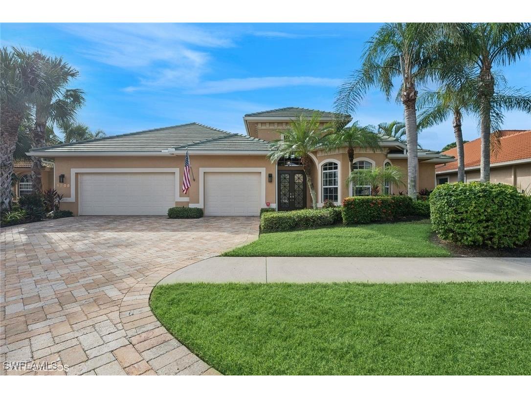 4908 Rustic Oaks Circle Naples FL 34105 224086594 image1