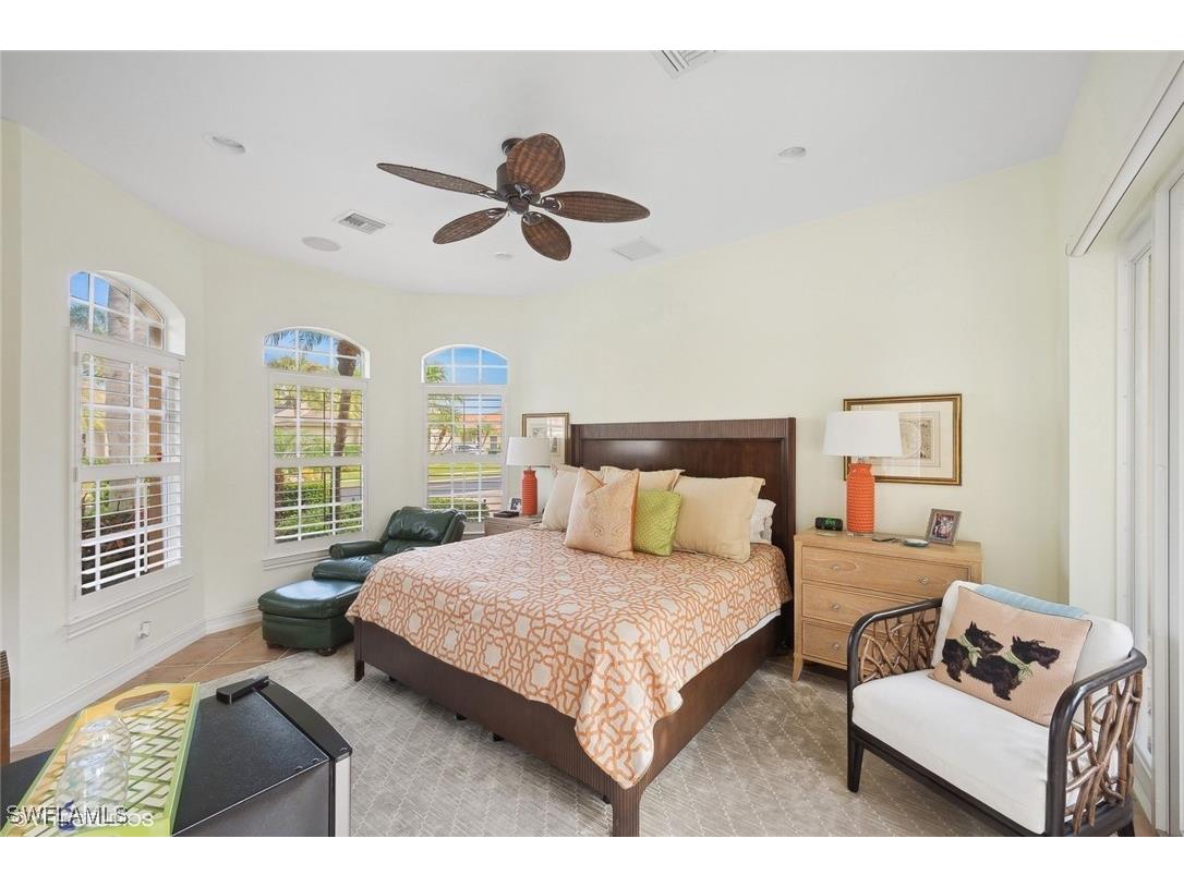 4908 Rustic Oaks Circle Naples FL 34105 224086594 image11