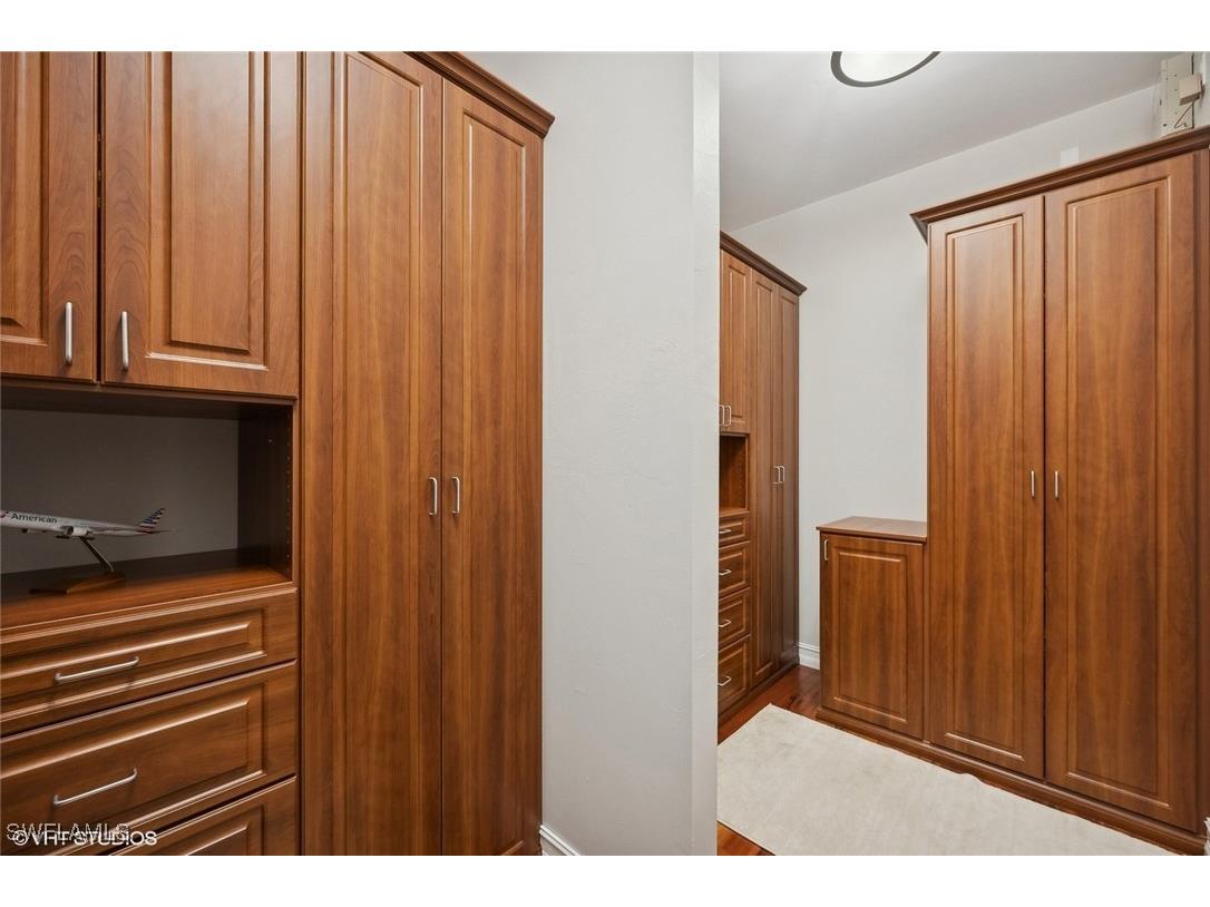 4908 Rustic Oaks Circle Naples FL 34105 224086594 image34