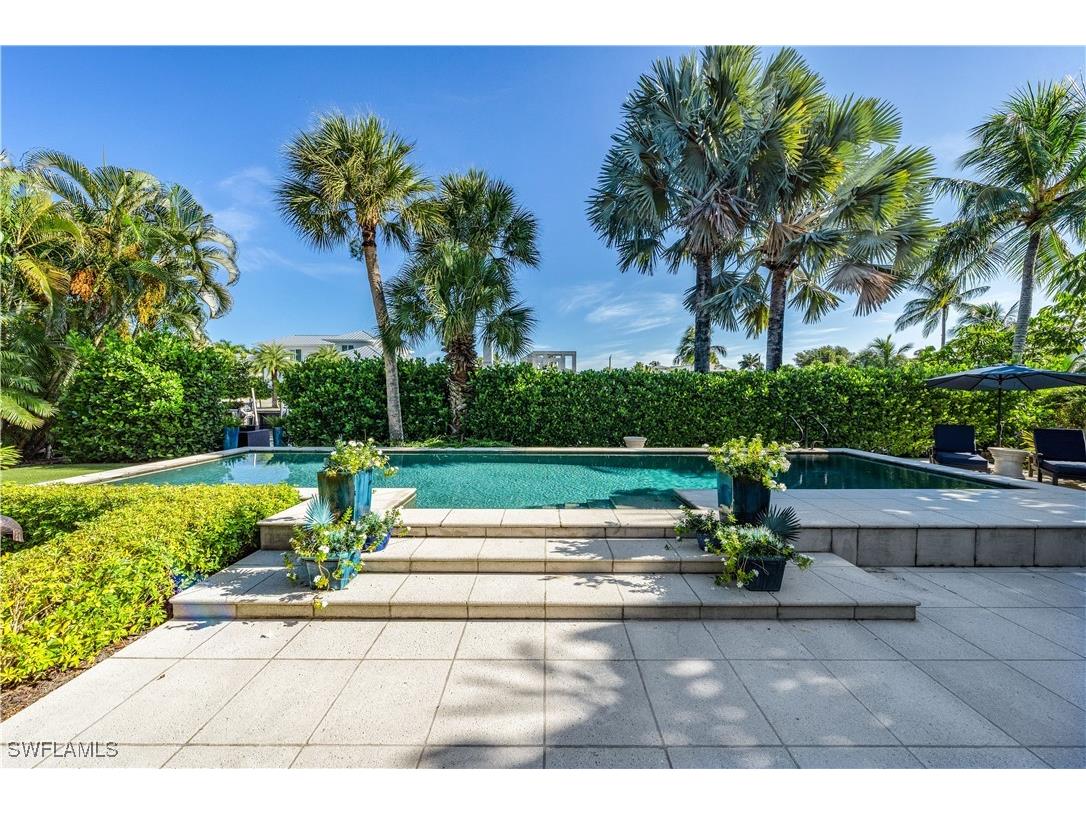 491 17th Avenue S Naples FL 34102 225066944 image4