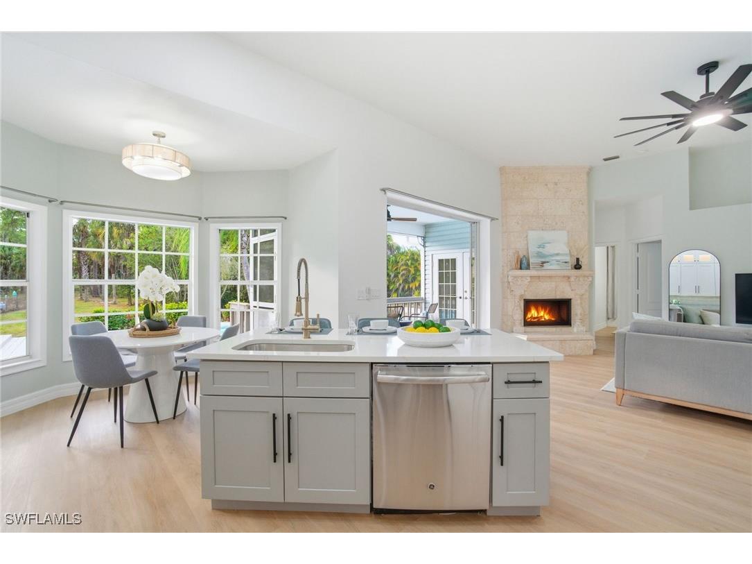 491 21st Street NW Naples FL 34120 225084278 image10