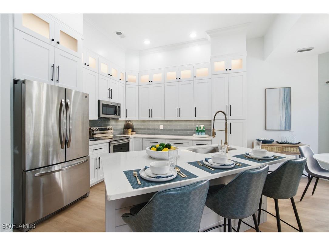 491 21st Street NW Naples FL 34120 225084278 image3