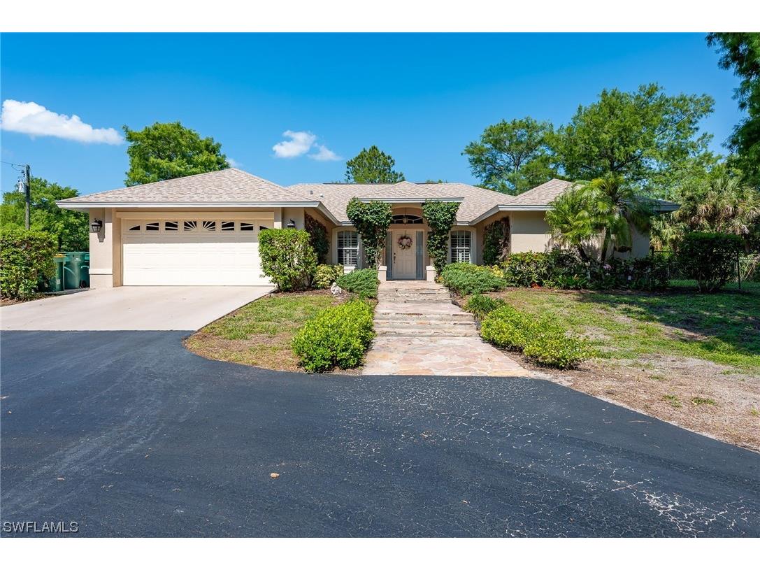 491 8th Street SE Naples FL 34117 223036518 image1