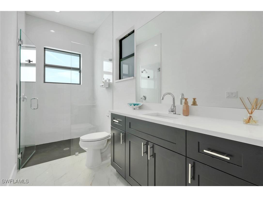 491 9th Street SW Naples FL 34117 225076683 image23