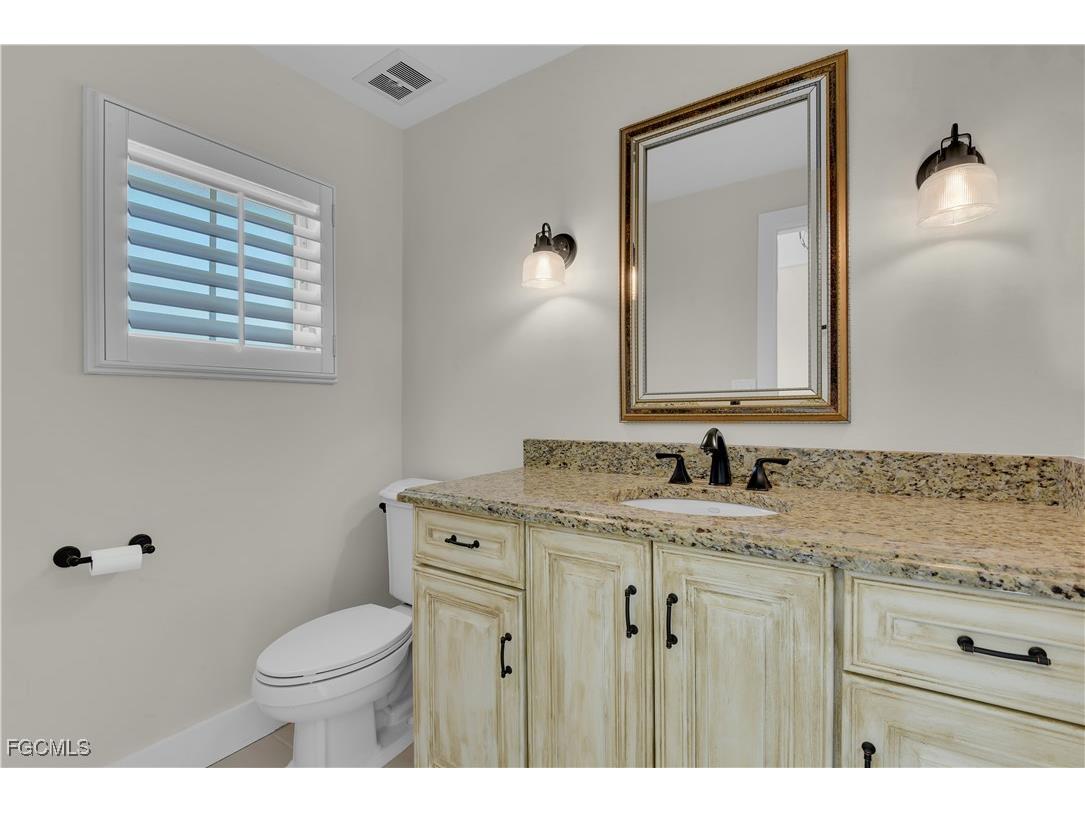 491 Cypress Way E Naples FL 34110 2025012589 image34